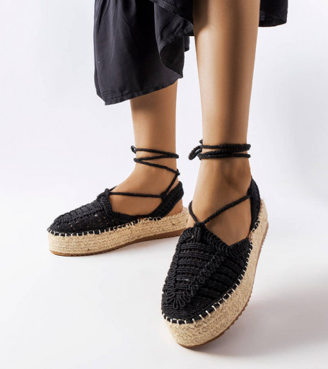 Černé vázané espadrilky Partenia