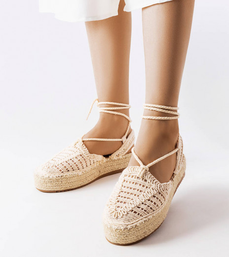 Béžové vázané espadrilky Partenia