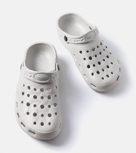 Šedé pánské perforované žabky Crocs MY205 GREY